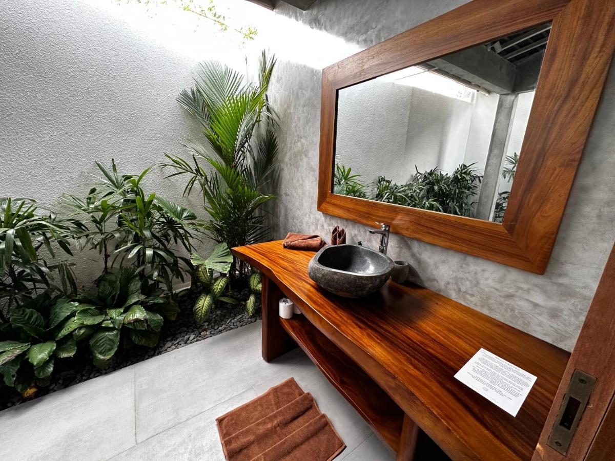 Relax Room In Uluwatu Exterior photo